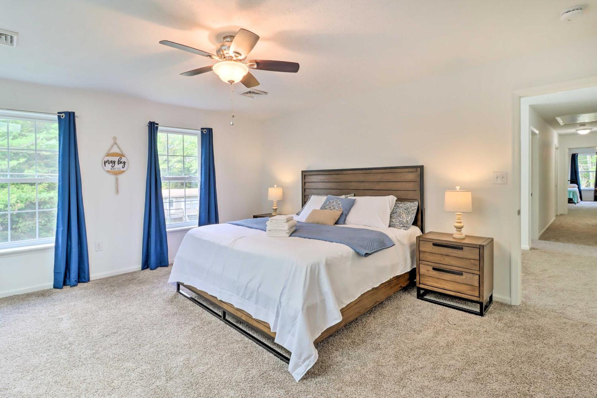 Gorgeous Retreat With Game Room! * Pocono Summit
