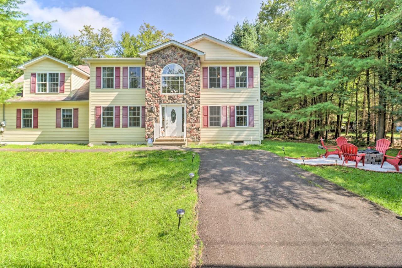 Gorgeous Retreat With Game Room! * Pocono Summit